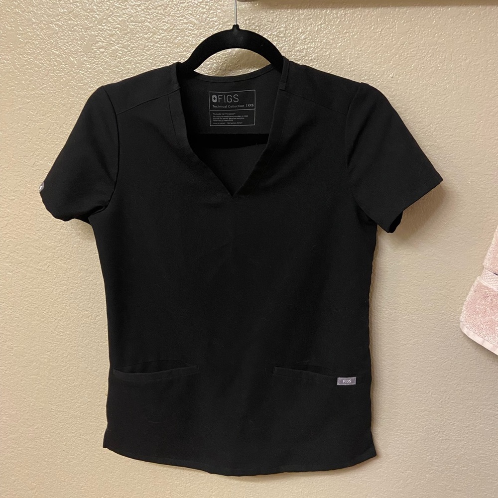 Figs Women Casma Three Pocket Black Scrub Top Size XXS